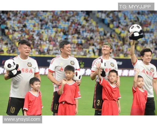 全球知名足球明星的精彩人生与成就简介